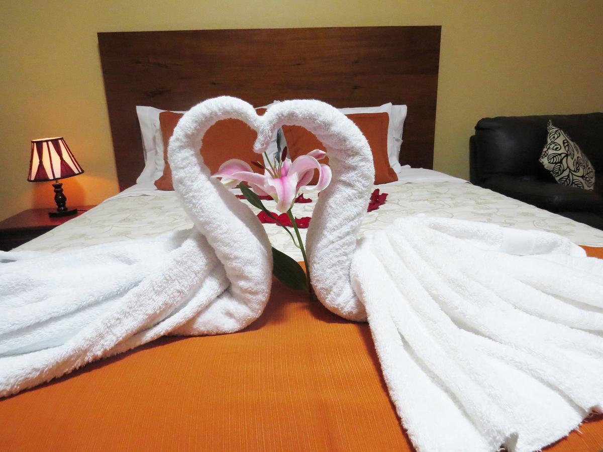 Victtorios Hotel Satipo Kültér fotó